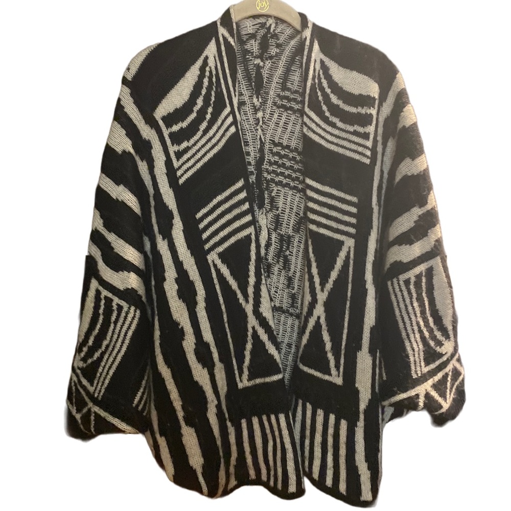 Geometric print Open front cardigan hyper shawl poncho scarf cover up modern OS
